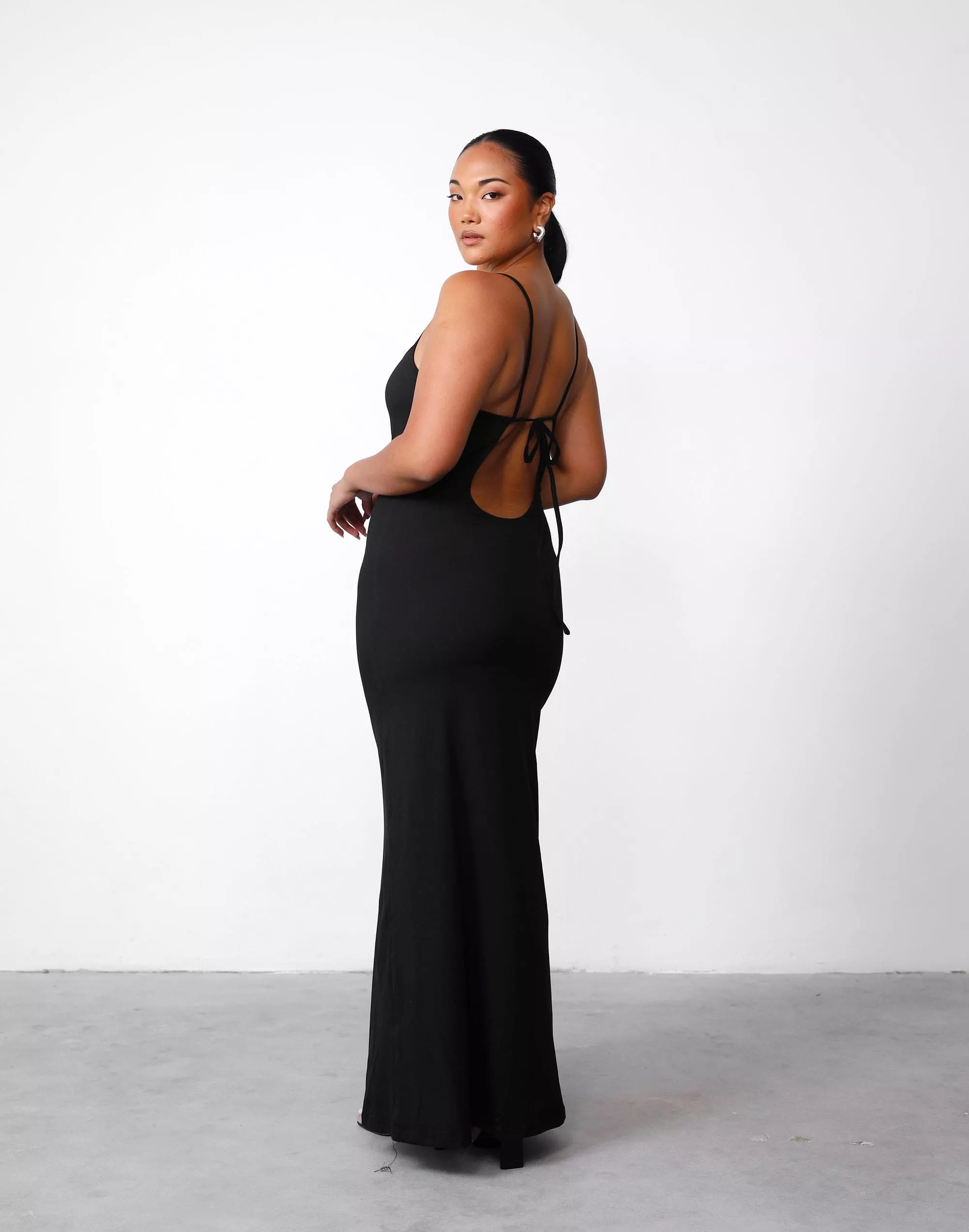 Alexina Maxi Dress (Black)