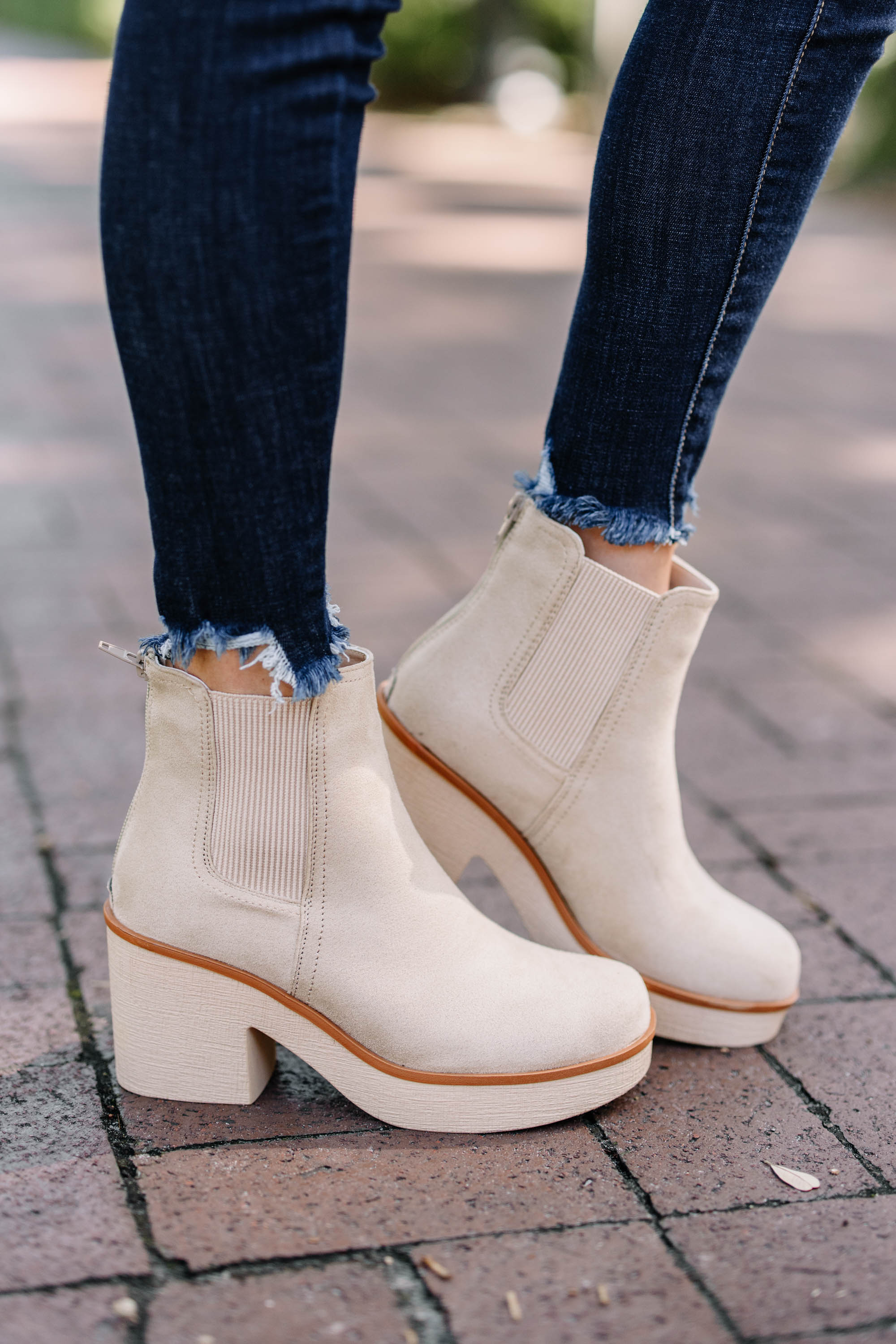 Bold Soul Wheat Brown Chunky Heel Booties