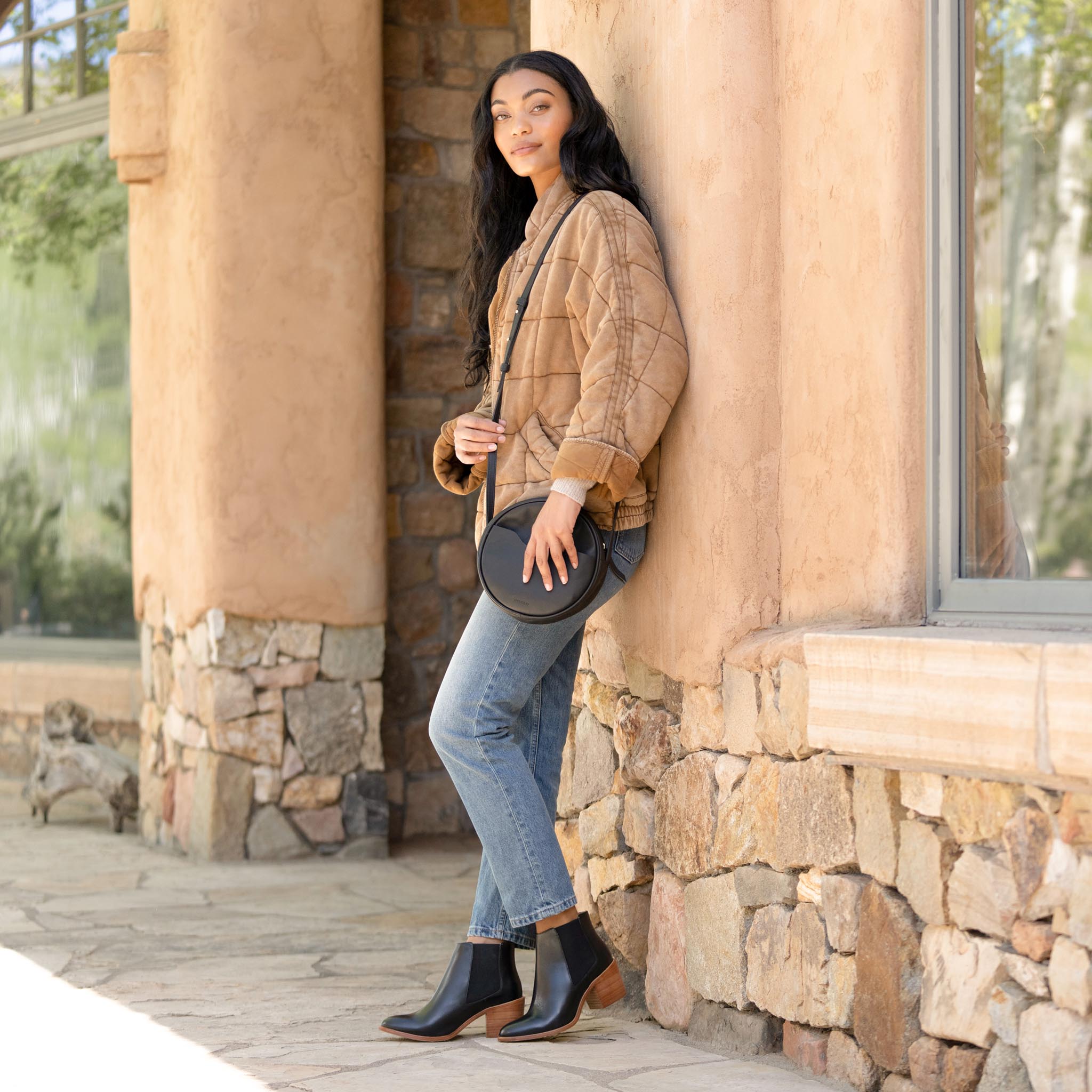 Heeled Chelsea Boot Black