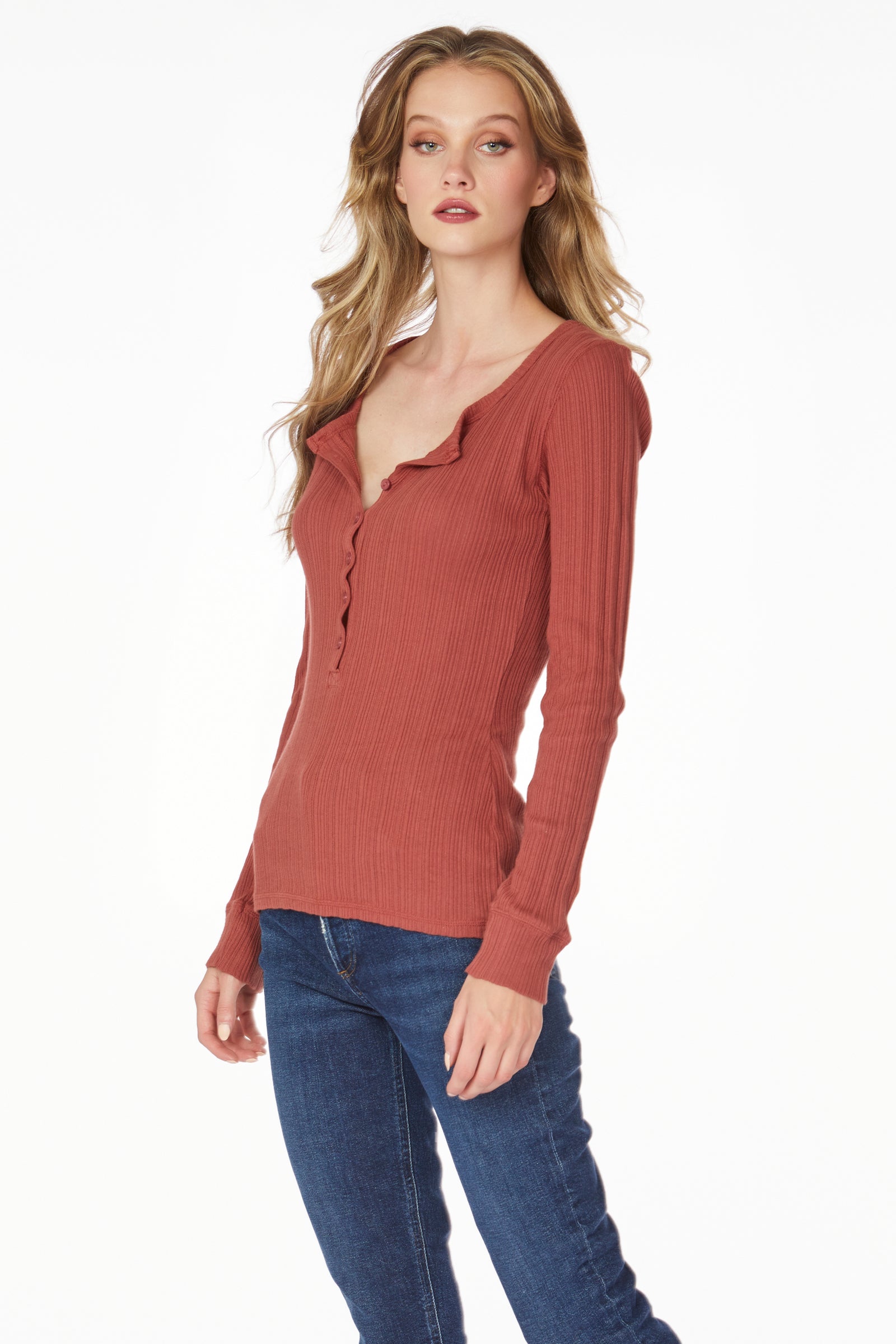 LONG SLEEVE BUTTON HENLEY