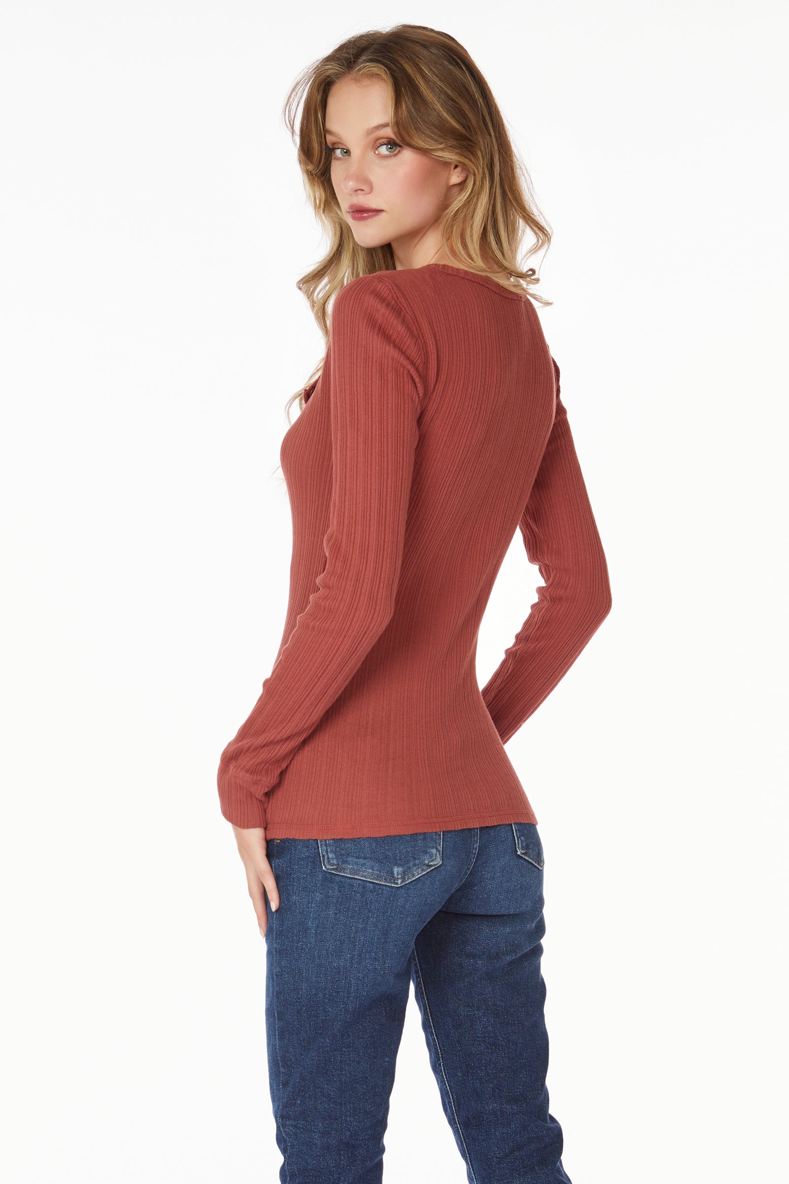 LONG SLEEVE BUTTON HENLEY