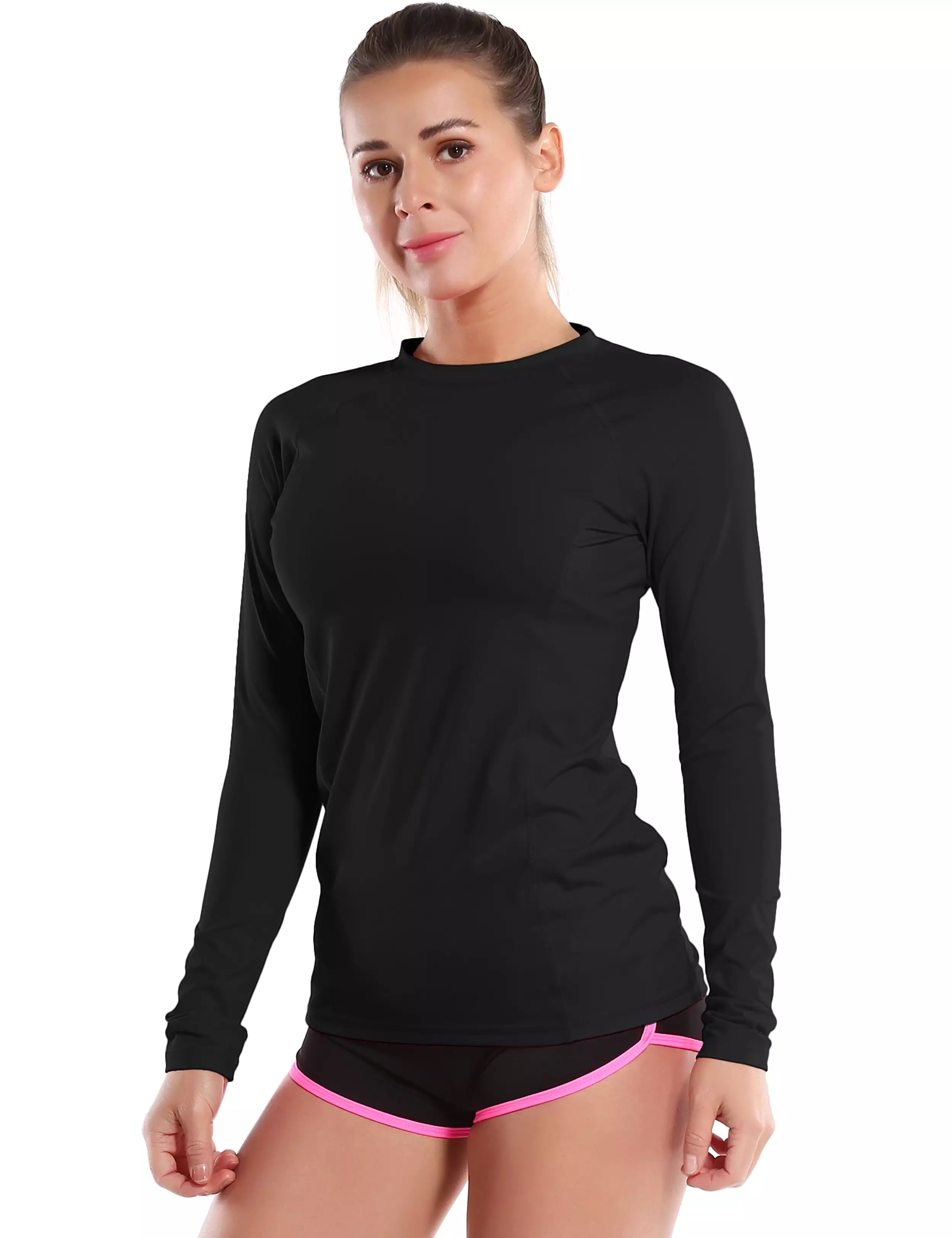 Long Sleeve UPF 50+ Rashguard black_yogastudio