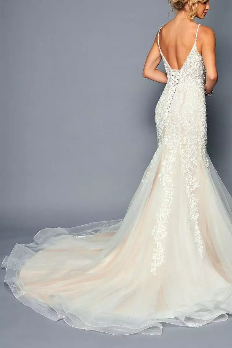 SPAGETTI STRAPS V-NECKLINE MERMAID COURT TRAIN WEDDING DRESS