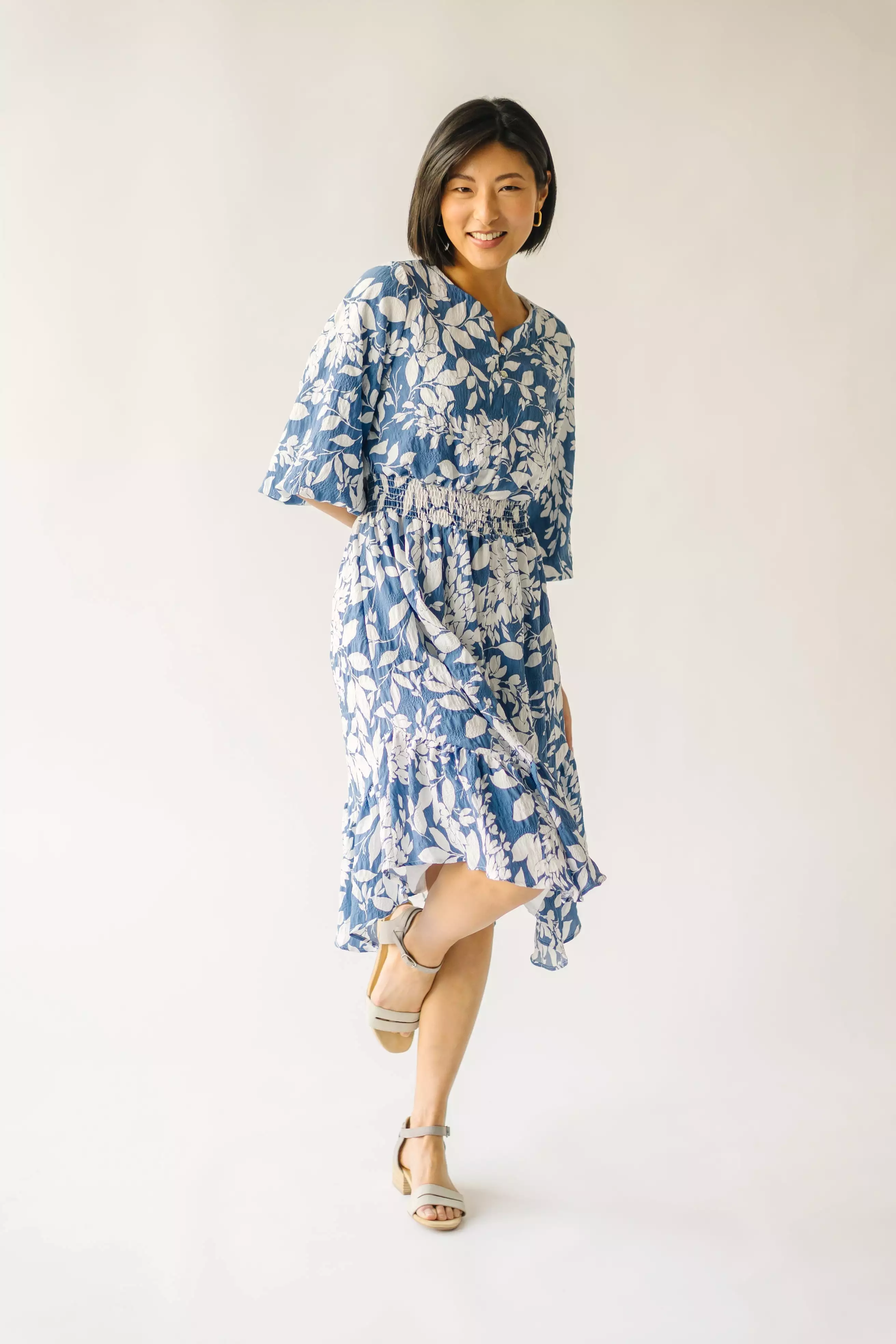 The Guzman Textured Floral Dress in Blue