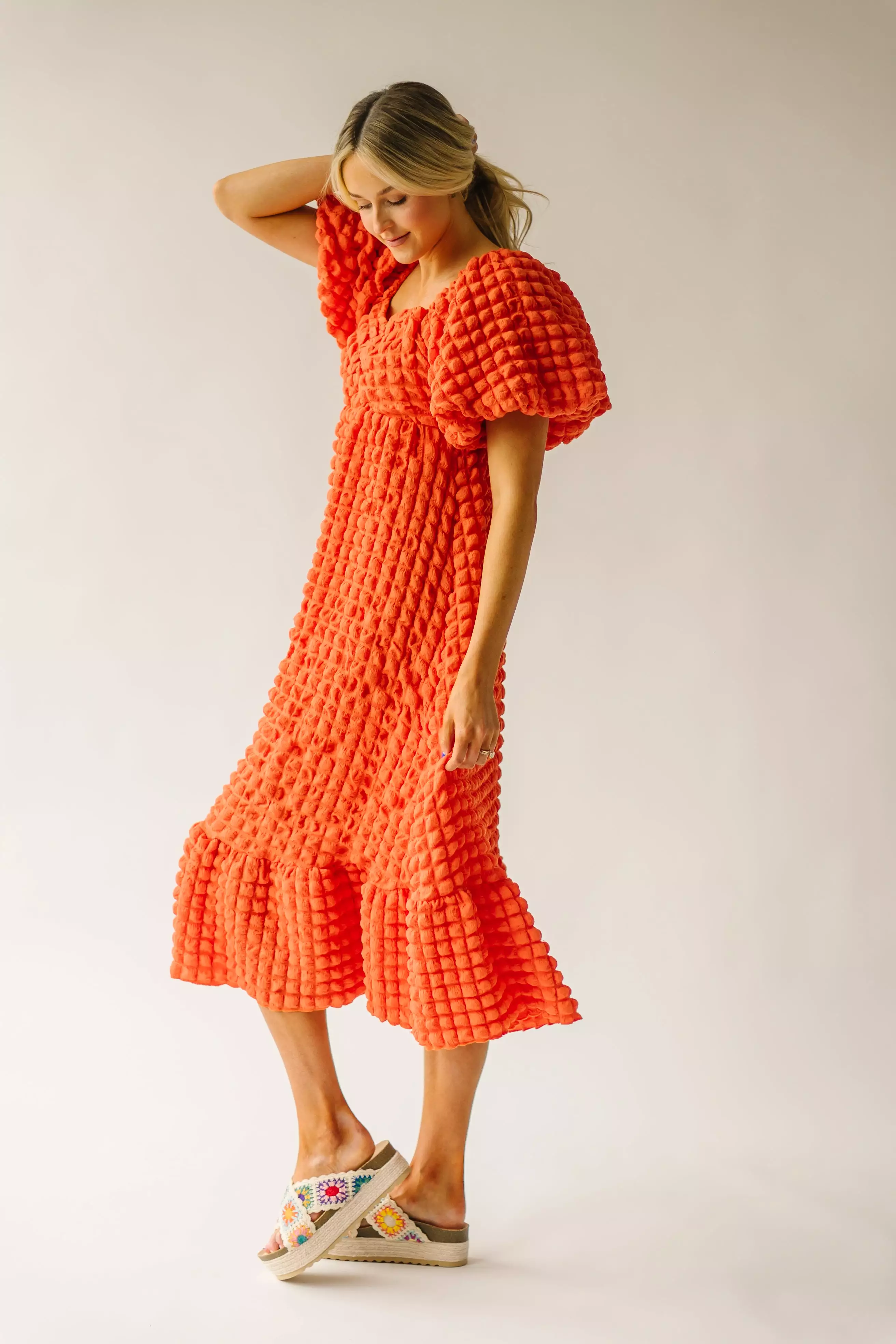 The Rasillo Balloon Sleeve Dress in Coral Orange