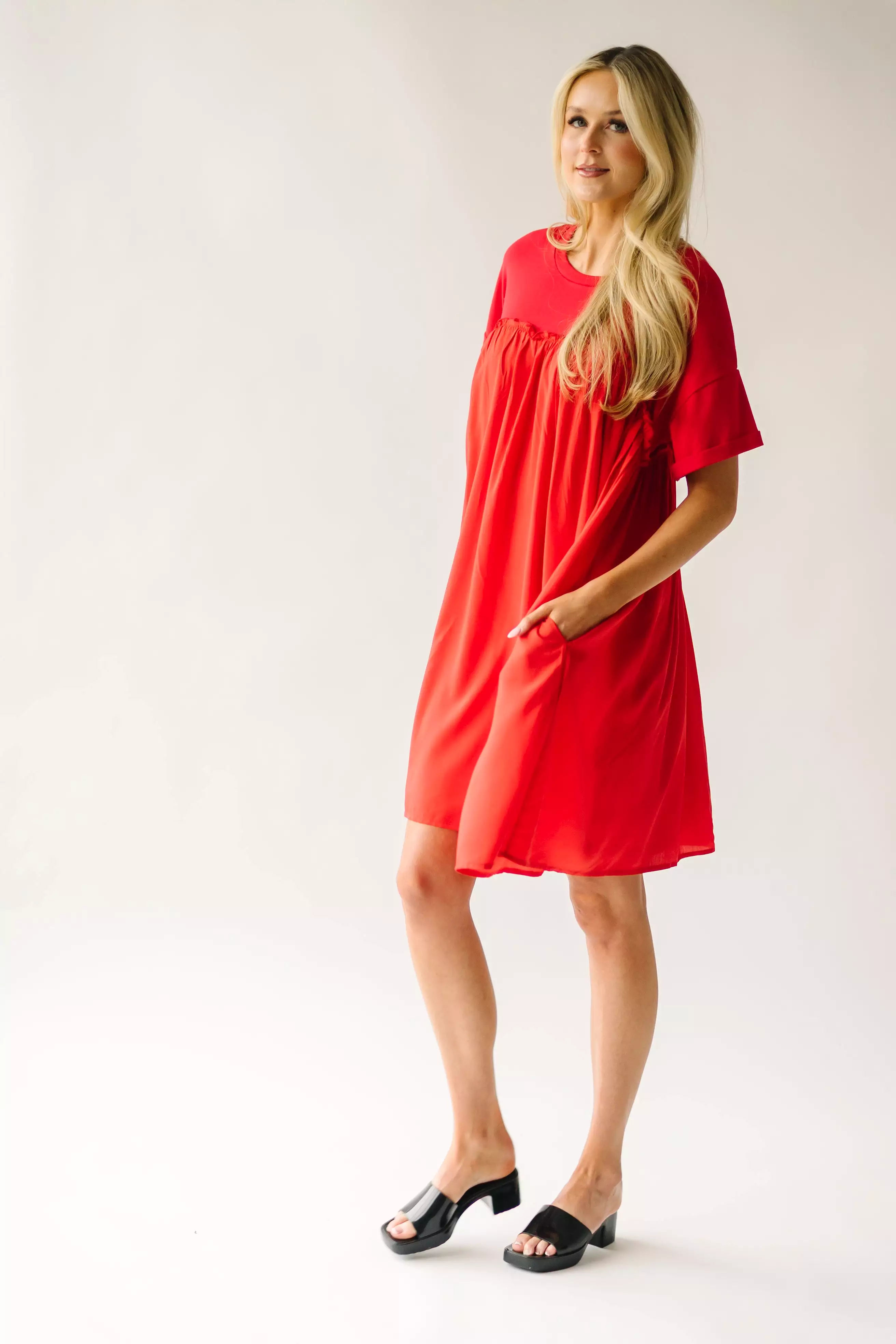 The Tyronza Contrast Ruffle Detail Dress in Tomato Red