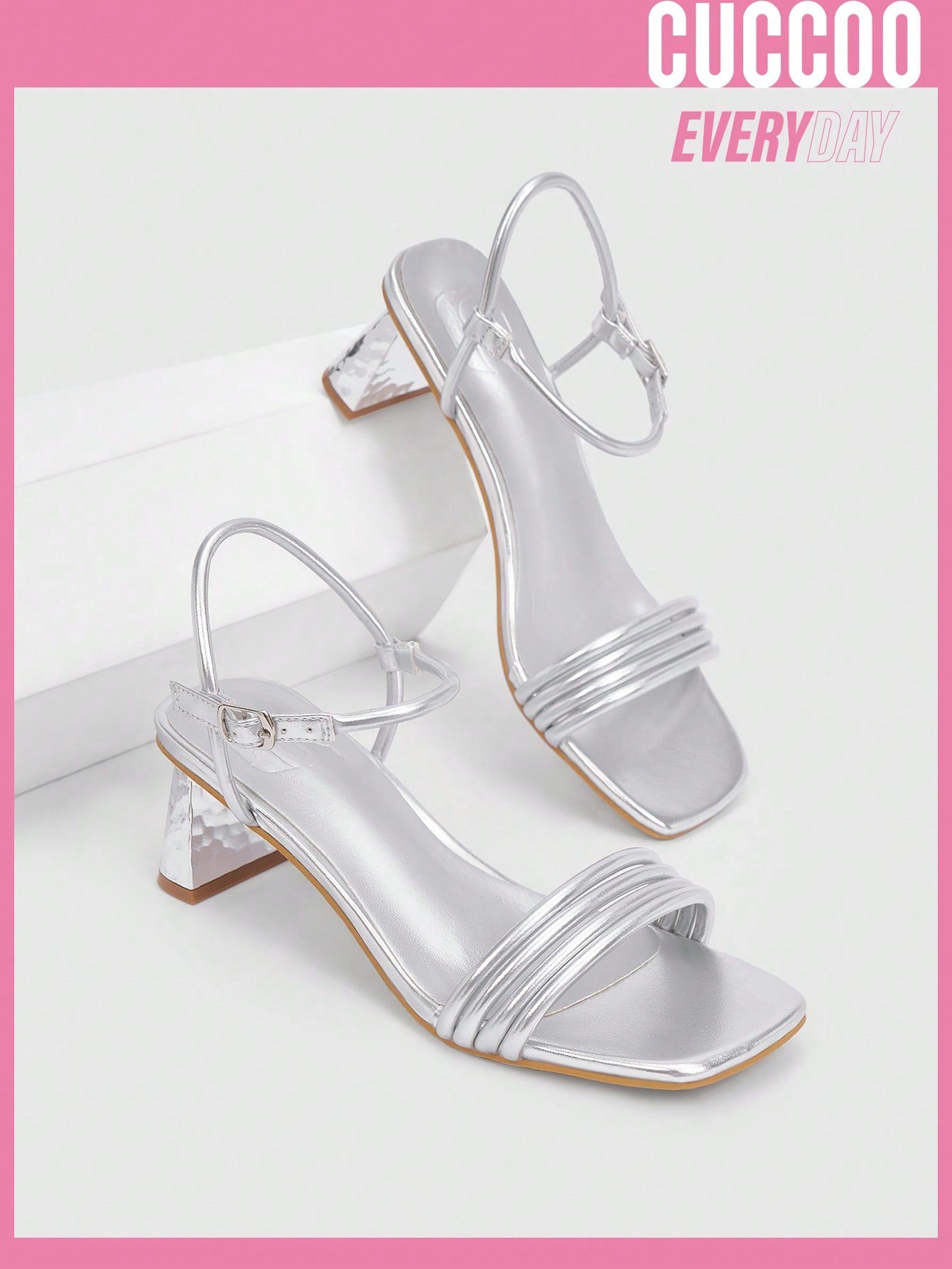 Woman Shoes Fashionable Silver Water Ripple Design Medium Heel Round Toe Sandals For Spring And Summer